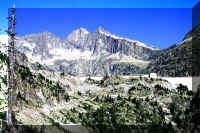 massif_de_neouvielle.jpg (128139 octets)
